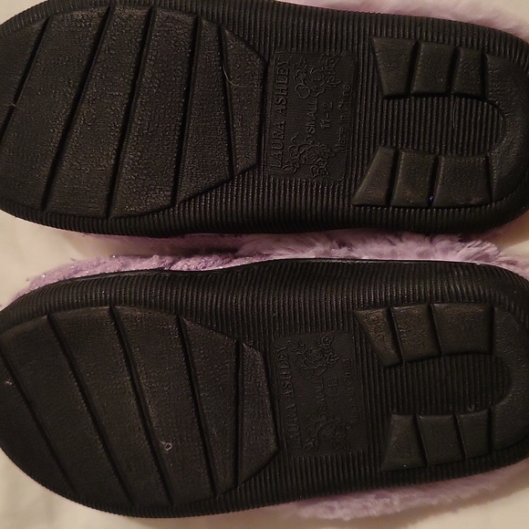 Laura Ashley Lilac Kids Slippers - Picture 2 of 3